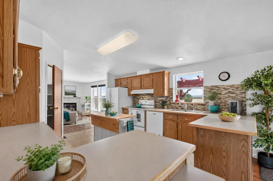 Real estate photograph 13 of 5753 Miss Ellie Lane, Colorado, Colorado