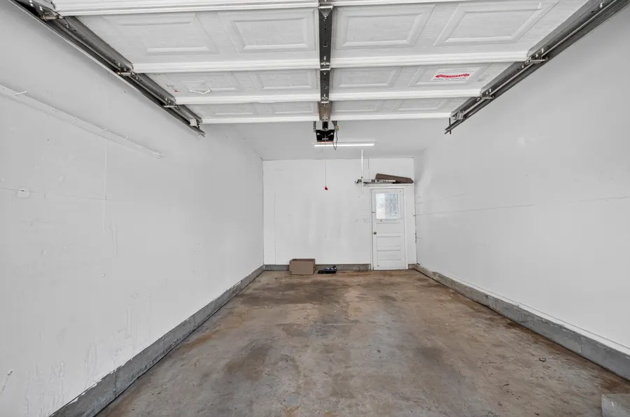 Real estate photograph 18 of 423 Eudora St, Colorado, Colorado