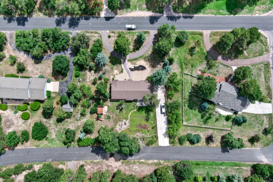 Real estate photograph 7 of 1350 Woodmore Dr, Colorado, Colorado