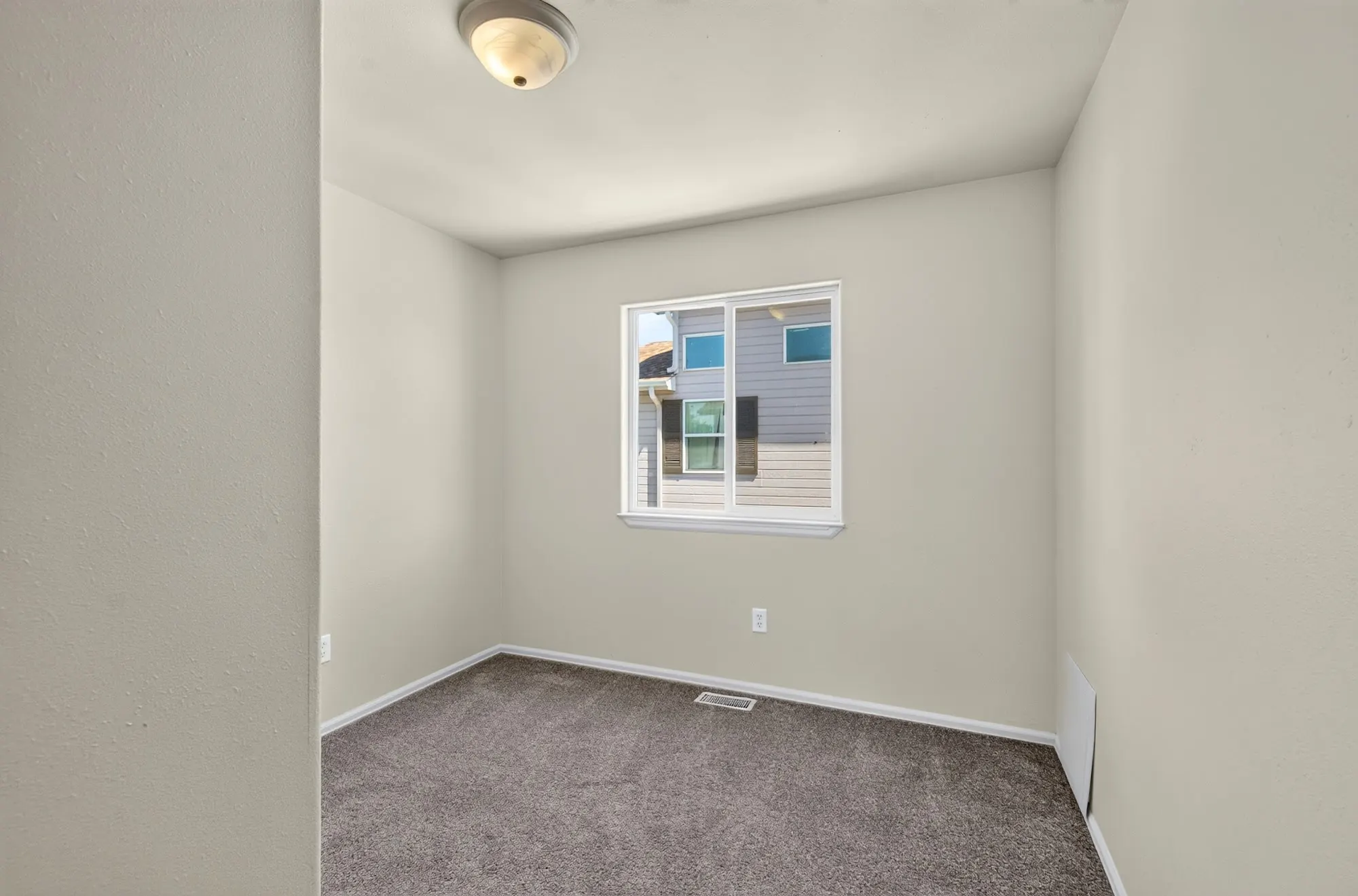 Real estate photograph 22 of 1423 Palmer Ave, Colorado Springs