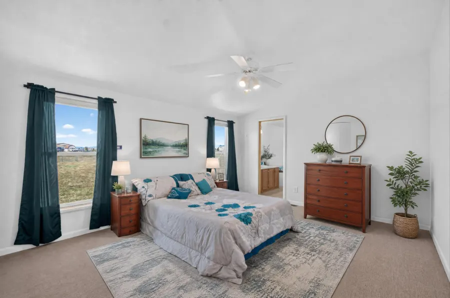 Real estate photograph 15 of 5753 Miss Ellie Lane, Colorado, Colorado