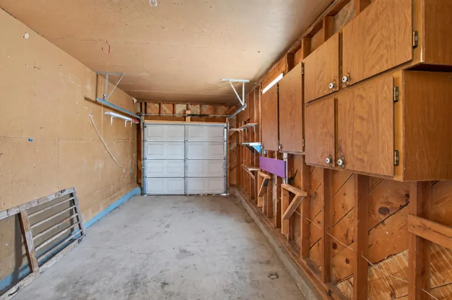 Real estate photograph 17 of 2412 8th Ave, Pueblo, Colorado