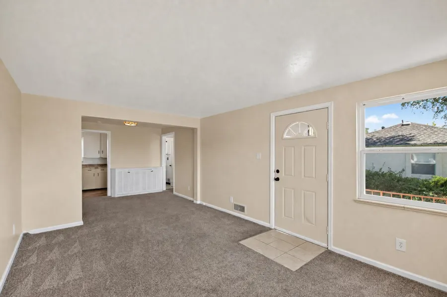 Real estate photograph 19 of 2412 8th Ave, Pueblo, Colorado