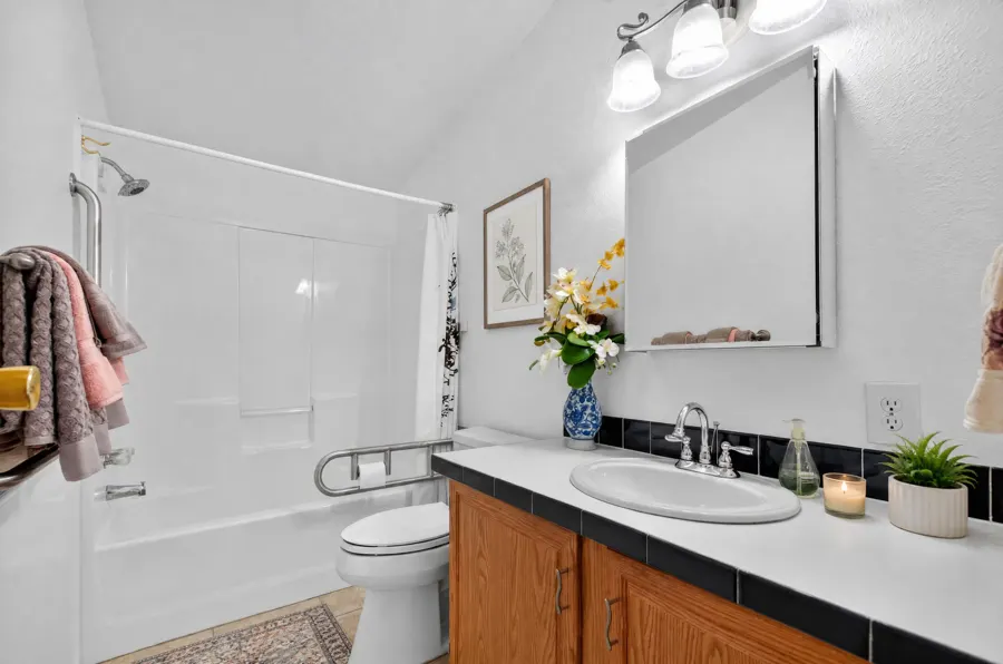 Real estate photograph 22 of 5753 Miss Ellie Lane, Colorado, Colorado