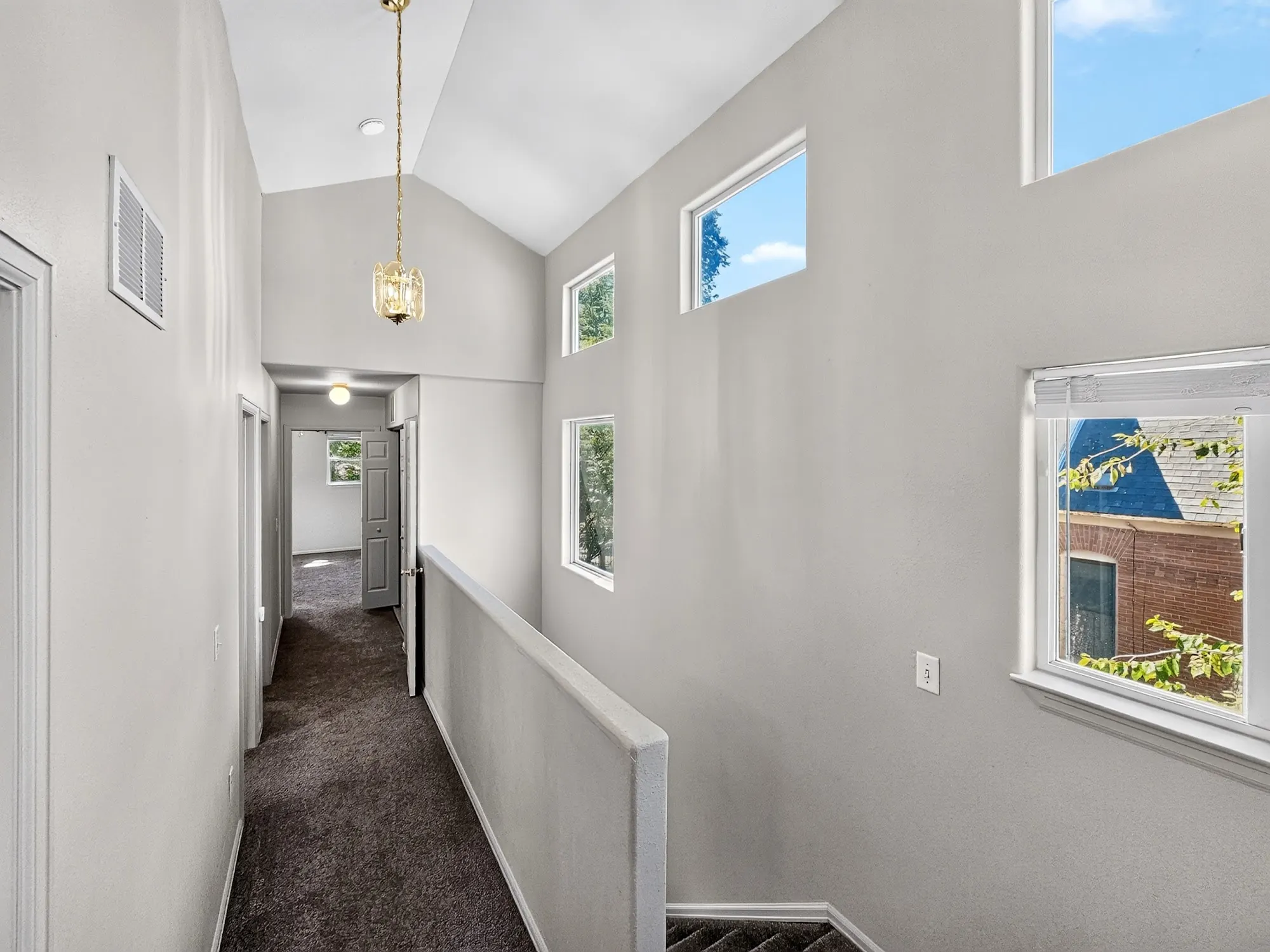 Real estate photograph 17 of 1423 Palmer Ave, Colorado Springs
