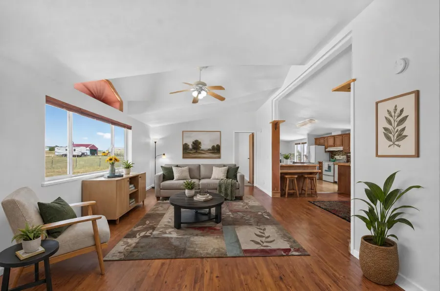 Real estate photograph 9 of 5753 Miss Ellie Lane, Colorado, Colorado