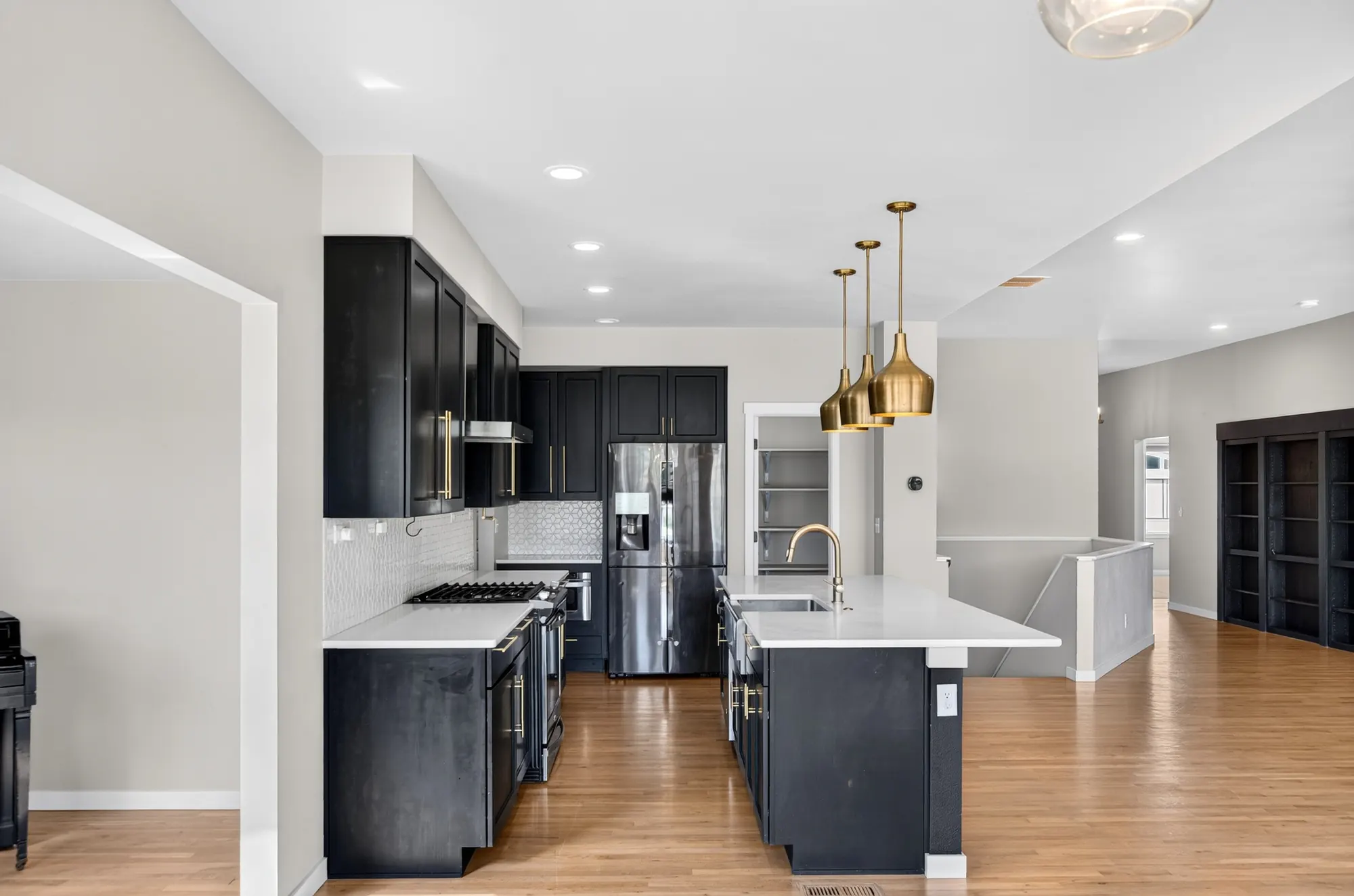 Real estate photograph 8 of 10457 Marshall Mesa Court, Colorado Springs