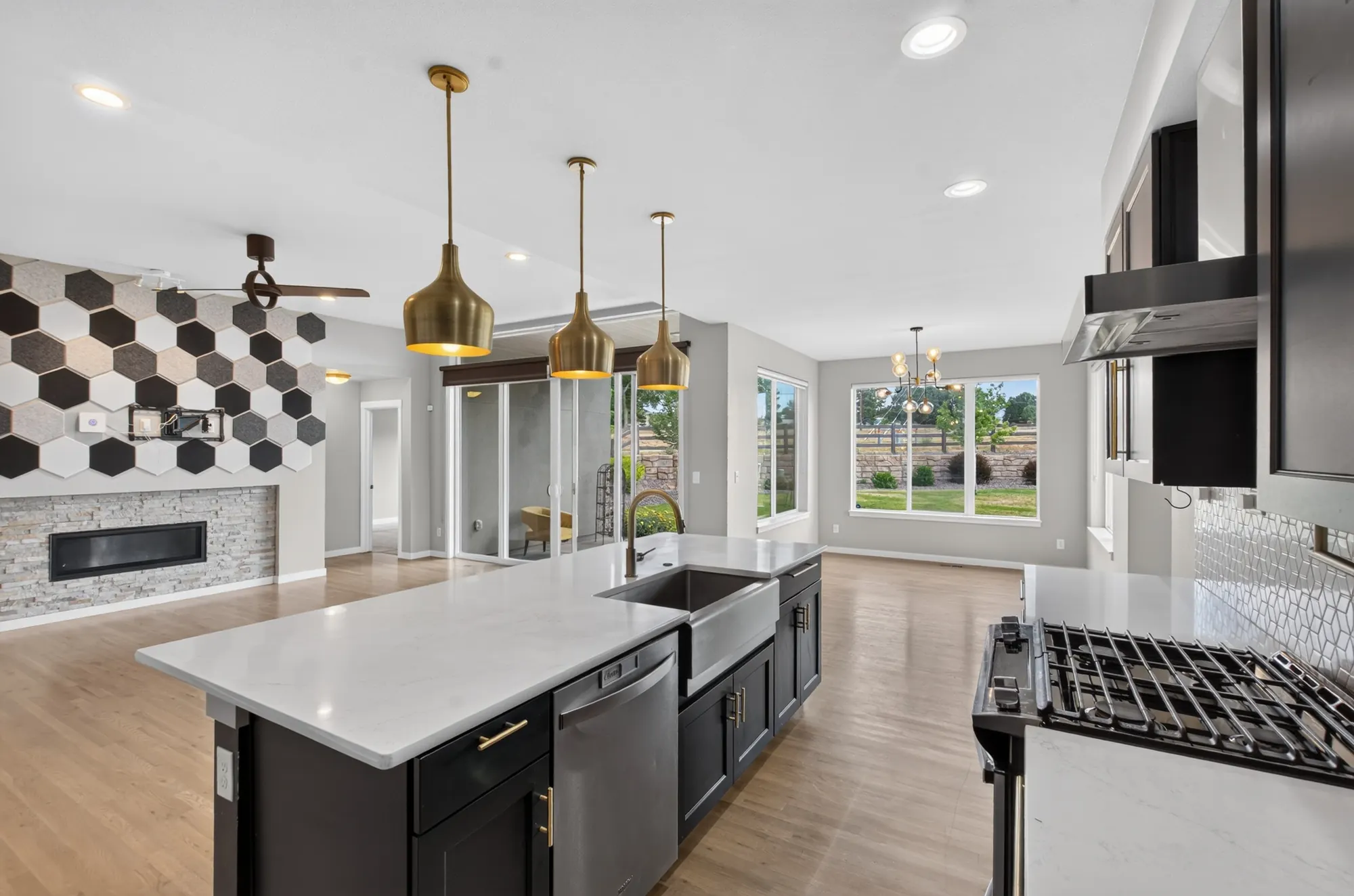 Real estate photograph 7 of 10457 Marshall Mesa Court, Colorado Springs