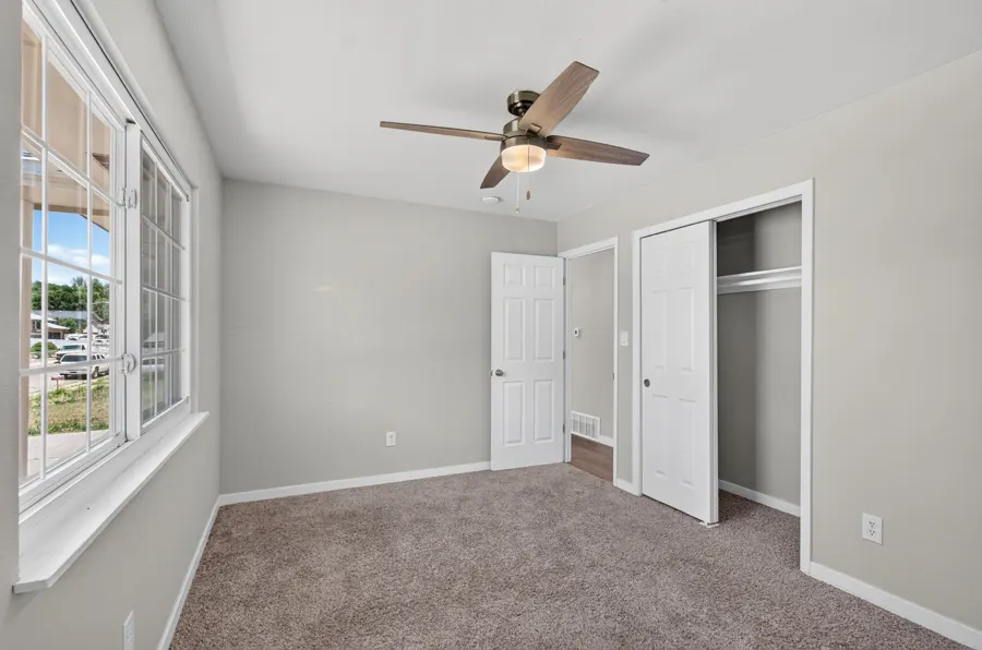 Real estate photograph 9 of 423 Eudora St, Colorado, Colorado