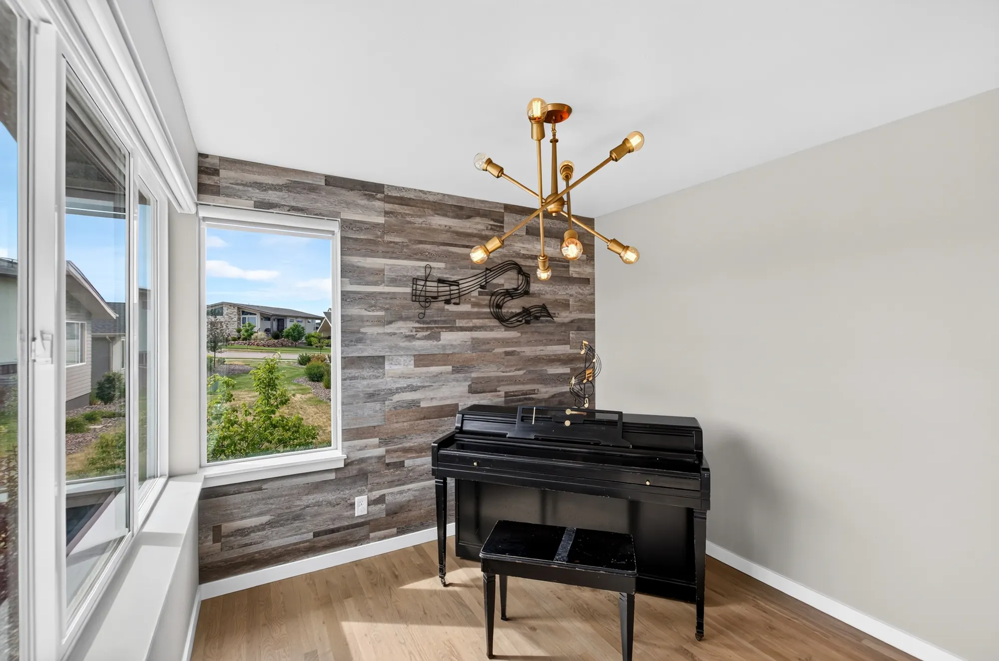 Real estate photograph 11 of 10457 Marshall Mesa Court, Colorado Springs