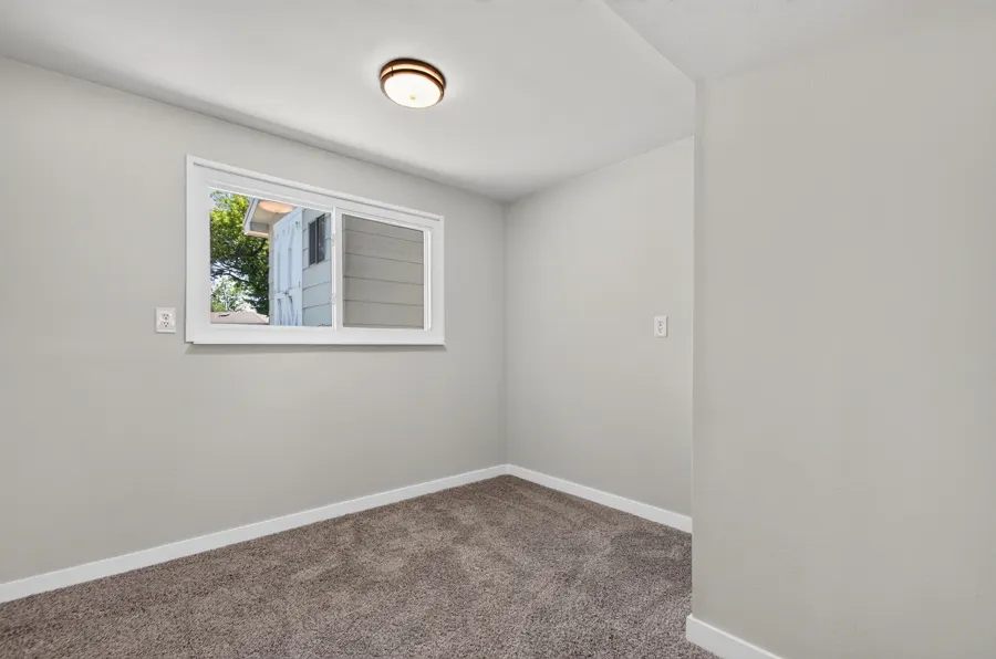 Real estate photograph 10 of 423 Eudora St, Colorado, Colorado