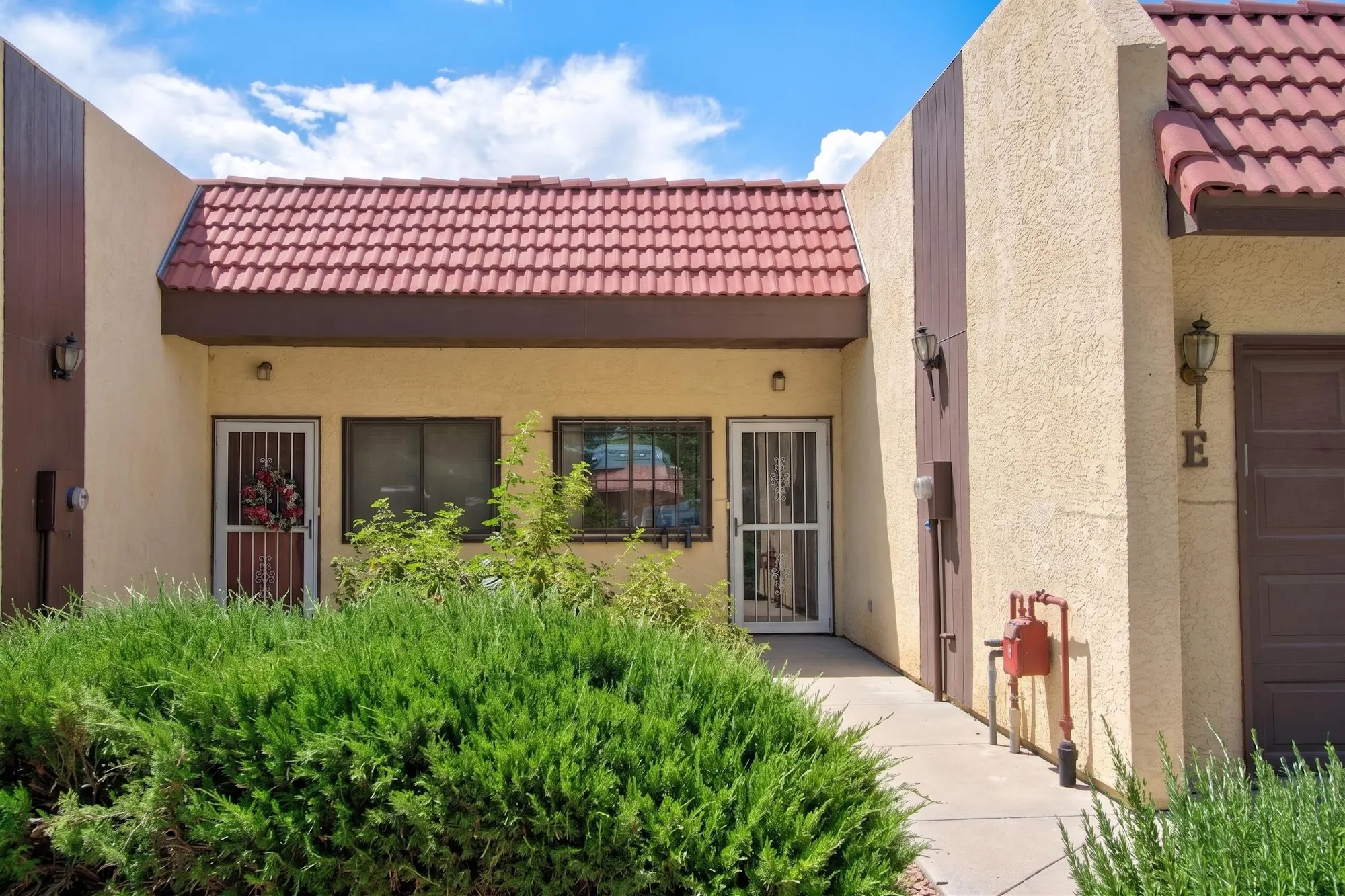 Real estate photograph 4 of 55 Bonnymede, Colorado Springs
