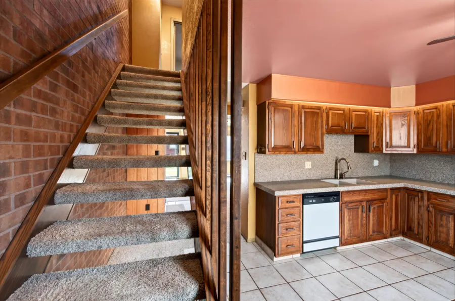 Real estate photograph 9 of 2105 Chatalet Lane Unit G, Colorado, Colorado