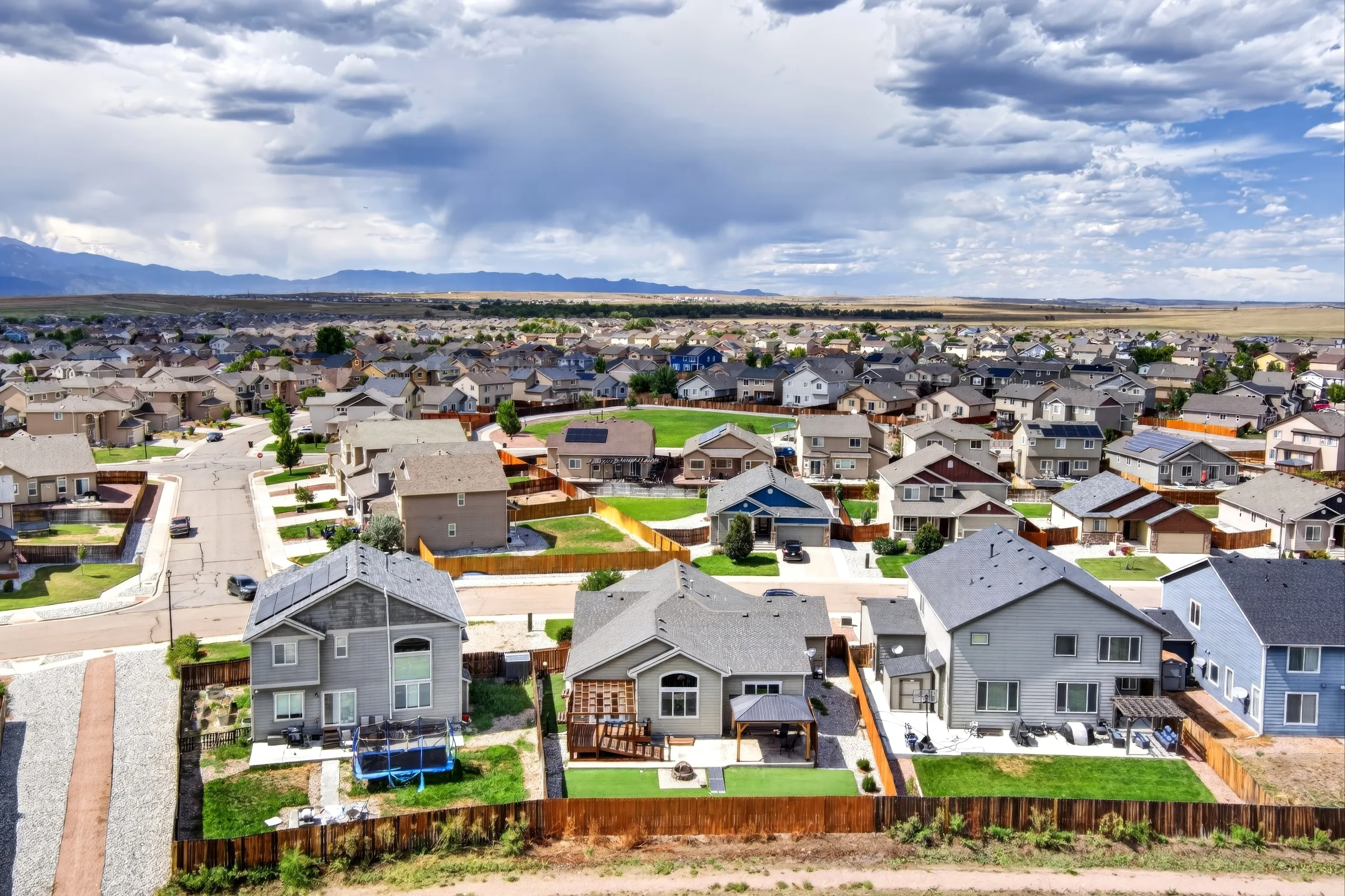 Real estate photograph 5 of 10646 Abrams Dr, Colorado Springs