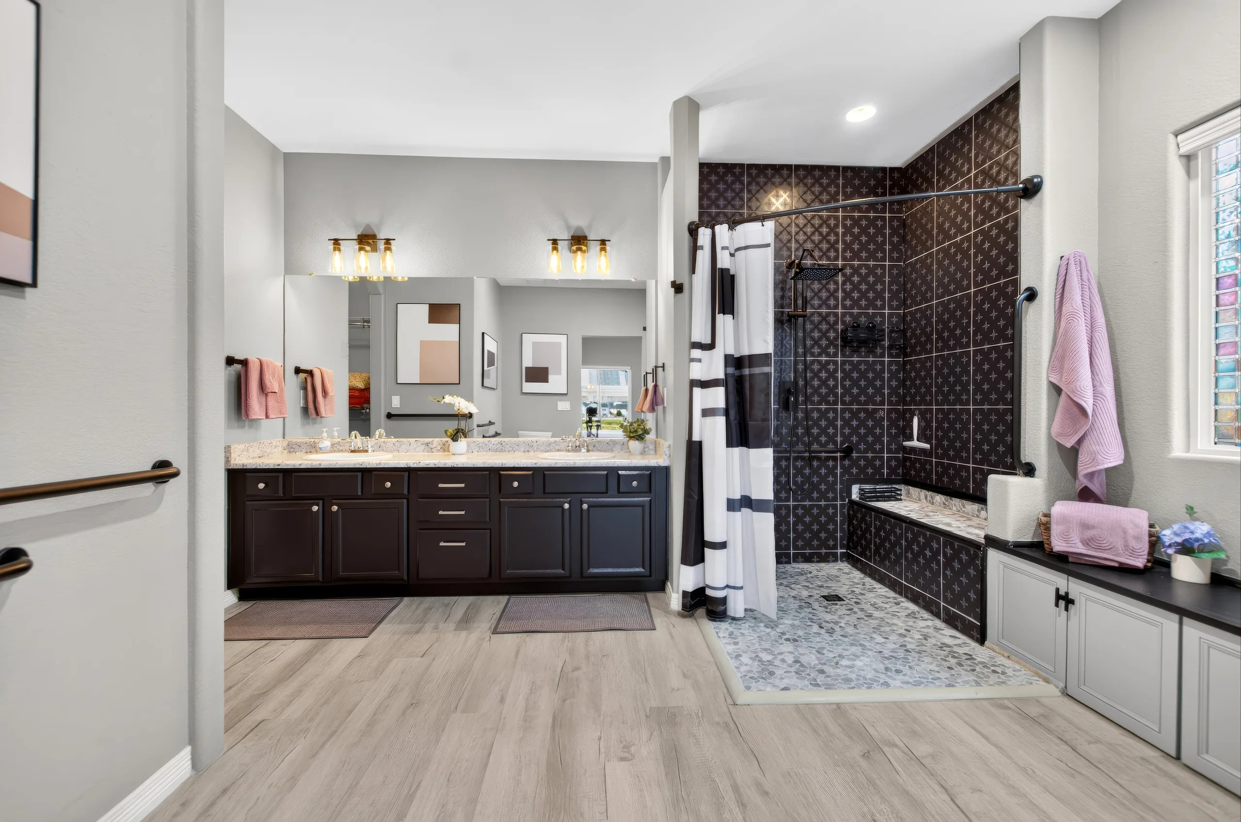 Real estate photograph 18 of 10646 Abrams Dr, Colorado Springs