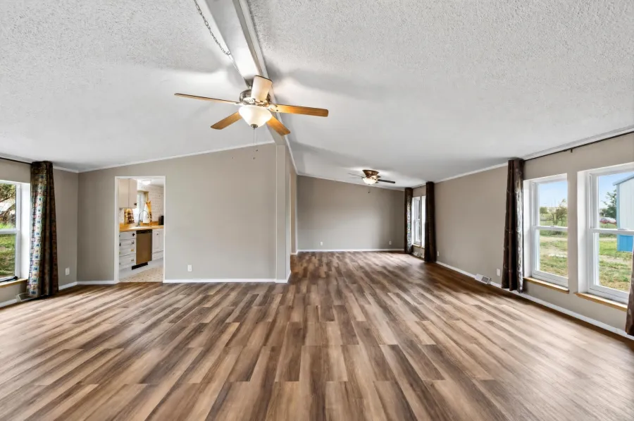 Real estate photograph 8 of 30640 Aldred Rd, Pueblo