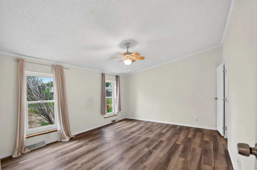 Real estate photograph 12 of 30640 Aldred Rd, Pueblo