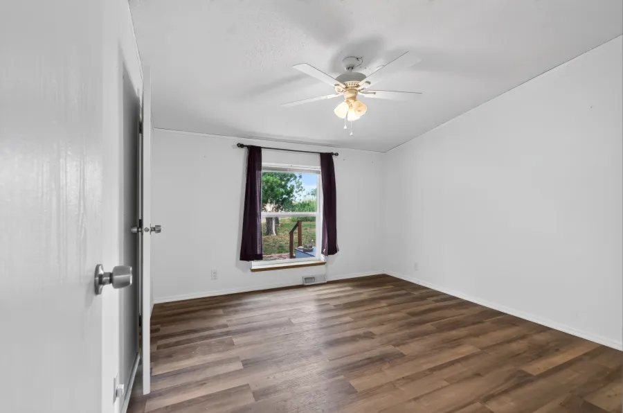Real estate photograph 16 of 30640 Aldred Rd, Pueblo