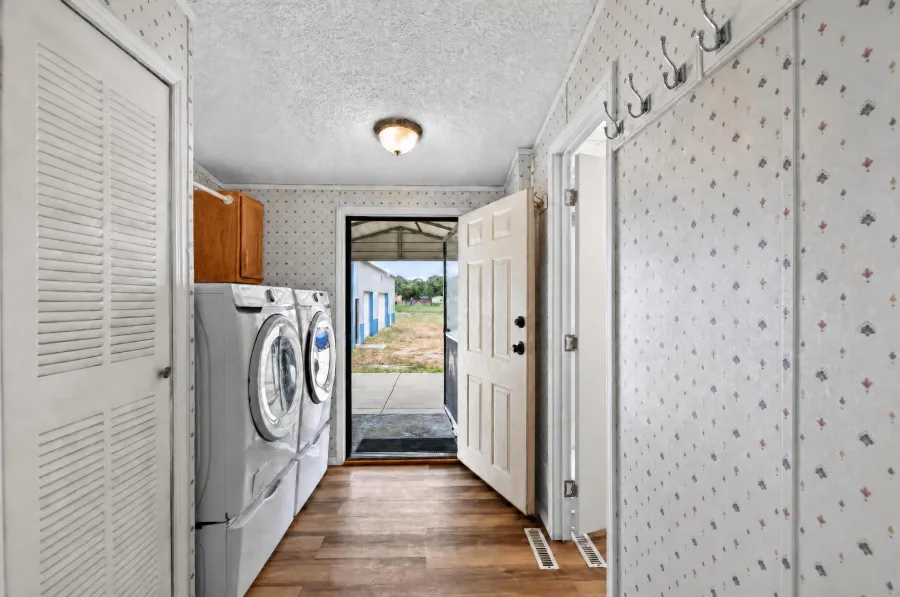 Real estate photograph 23 of 30640 Aldred Rd, Pueblo
