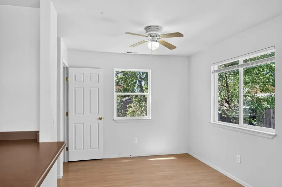 Real estate photograph 9 of 1423 Palmer Ave, Pueblo, Colorado