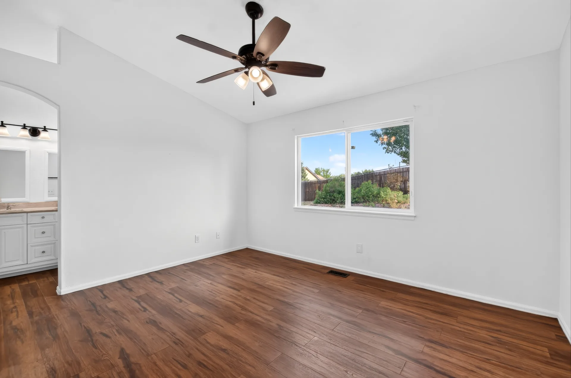 Real estate photograph 12 of 4550 Star Ridge Dr, Colorado Springs